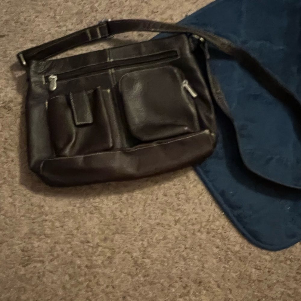 ‎Le donne purse